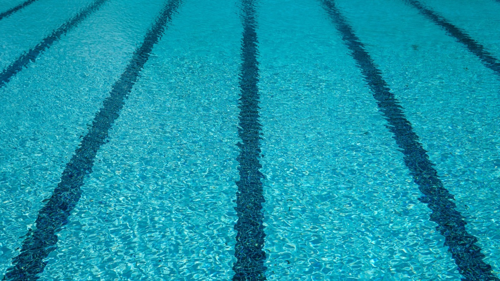 Swimming and Apple Watch: Why Your Heart Rate Looks Wrong in the Pool (and How to Fix It)